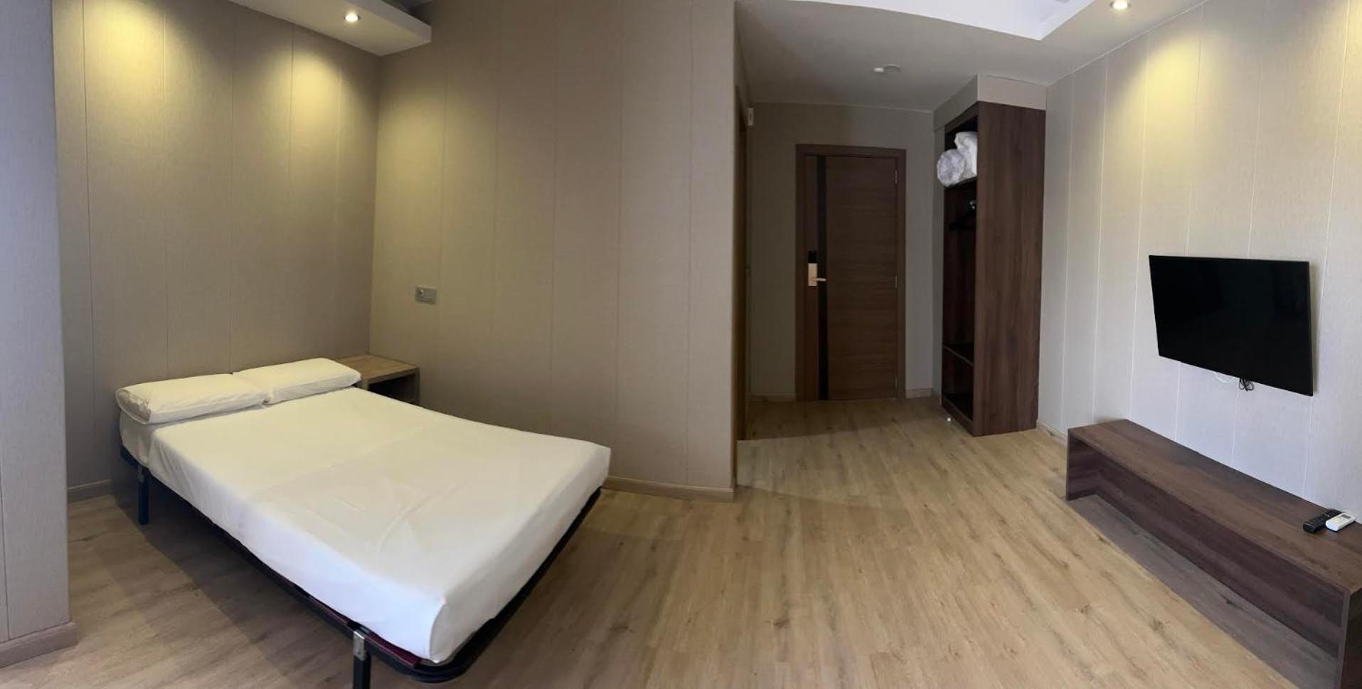Hotel Nueva Europa Torredembarra Chambre photo